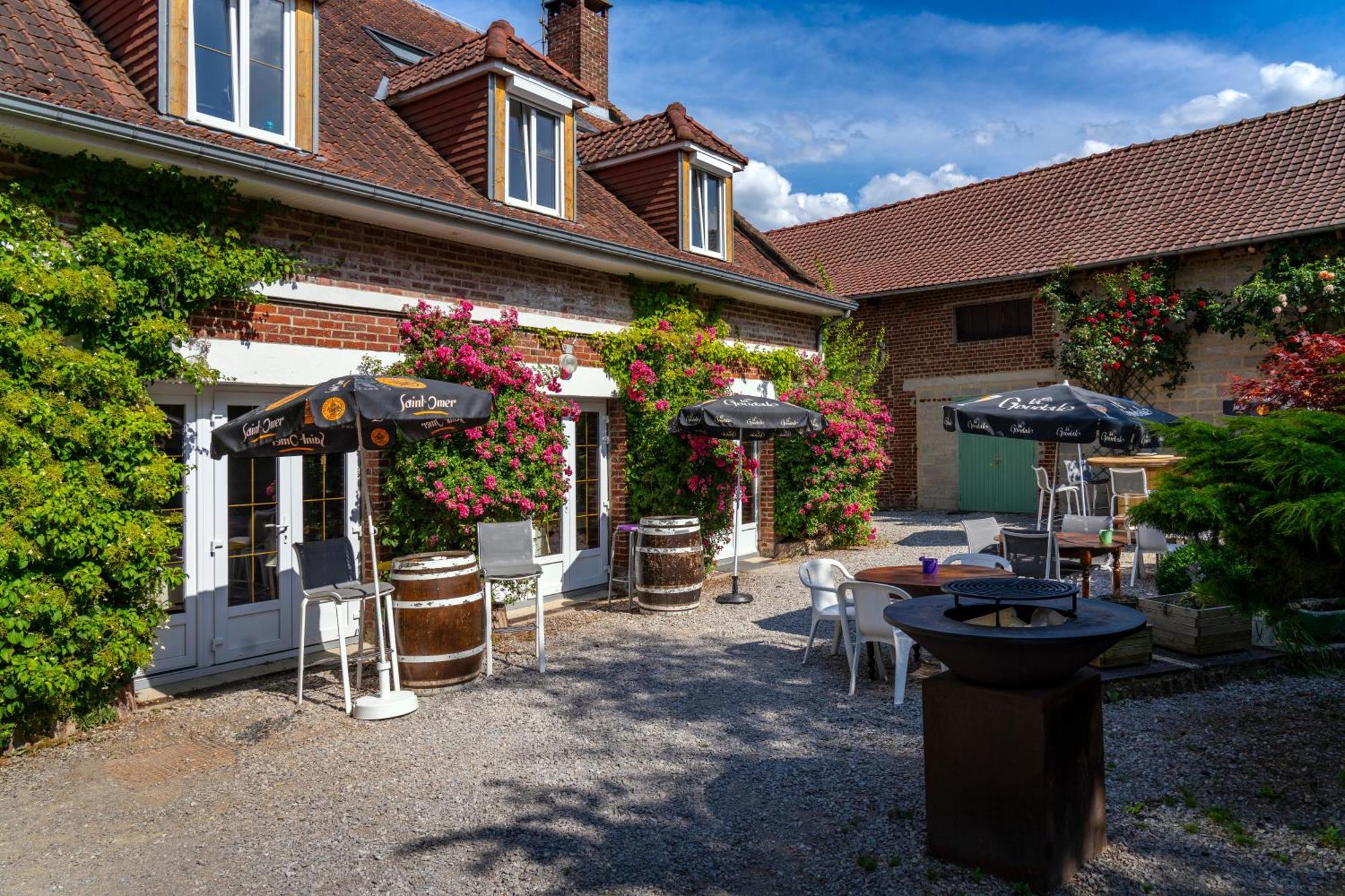 Auberge De L'Arc En Ciel Fauquembergues Экстерьер фото